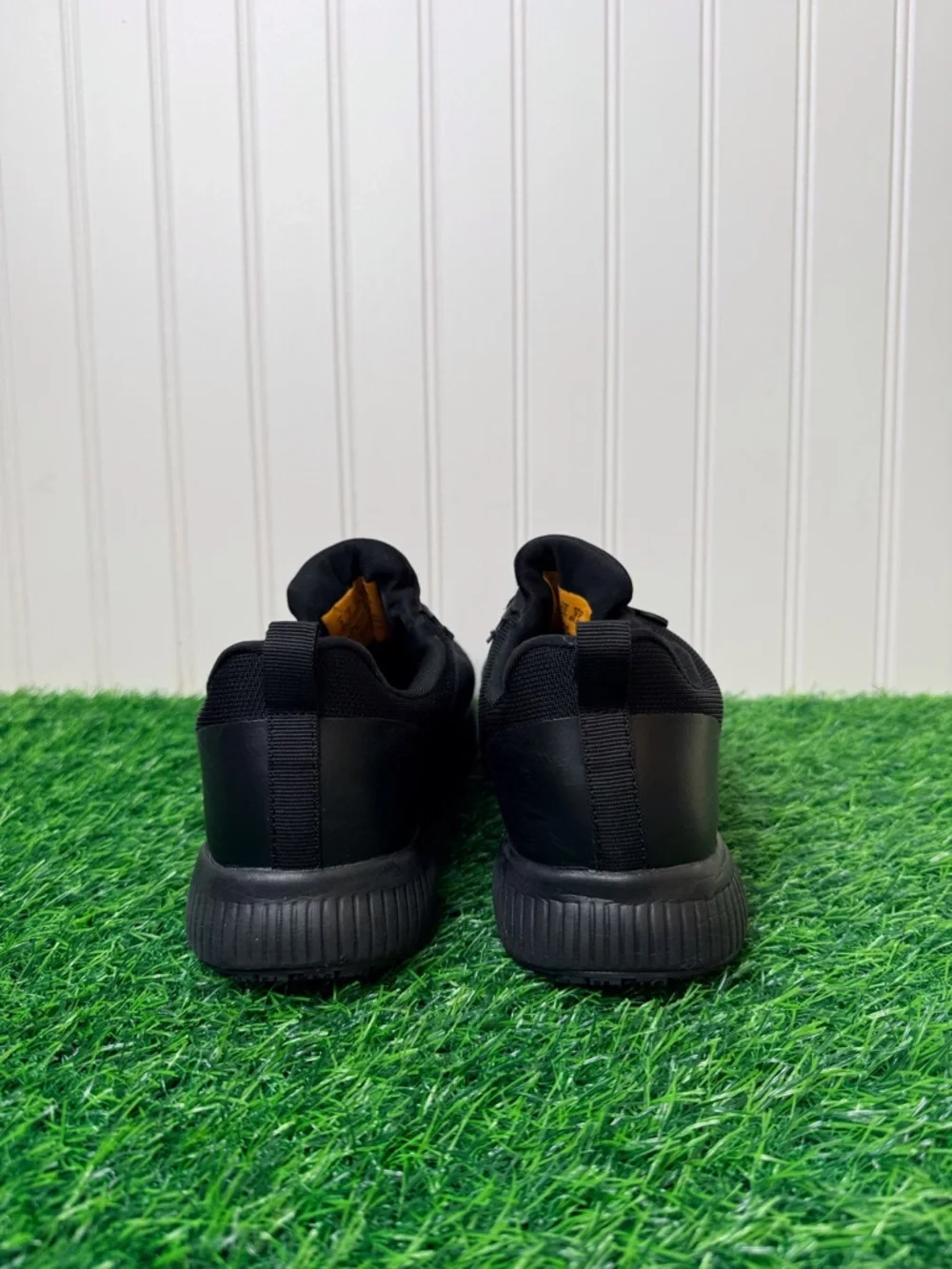 Skechers lightweight athletic